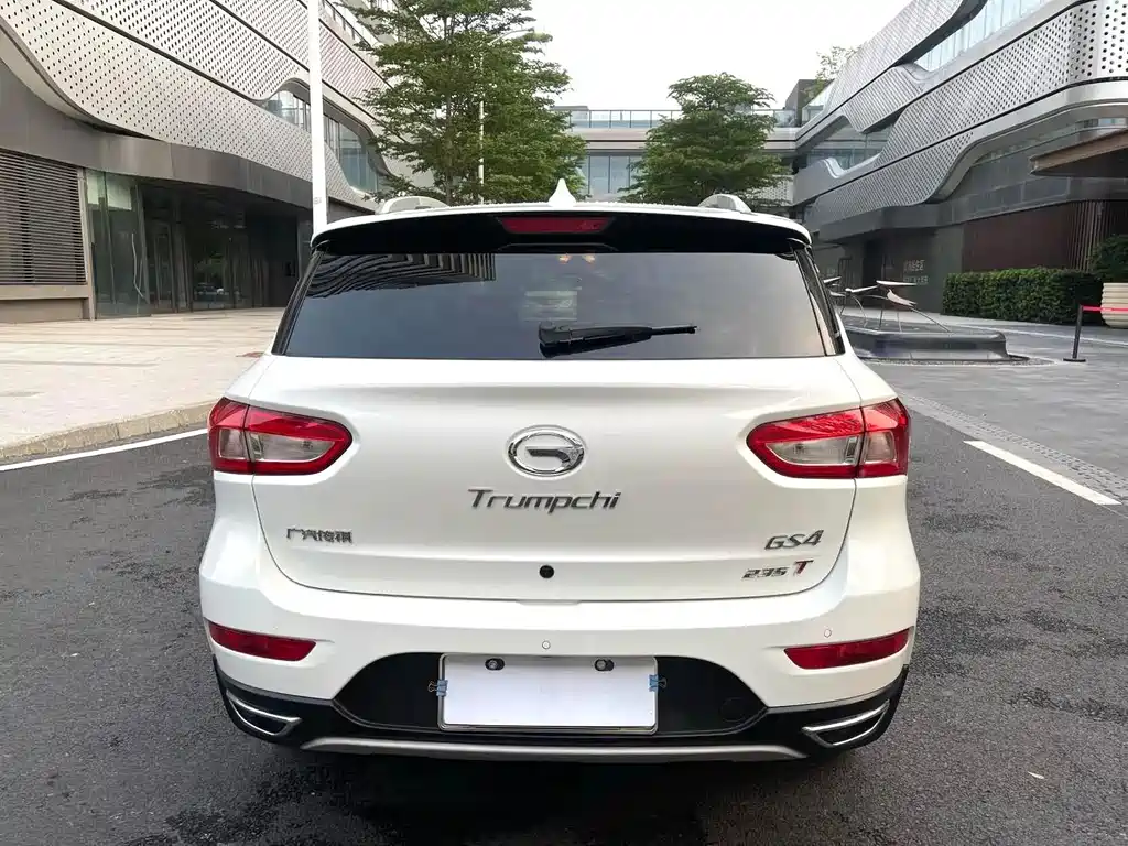 GAC Trumpchi GS4 2017 — фото 8