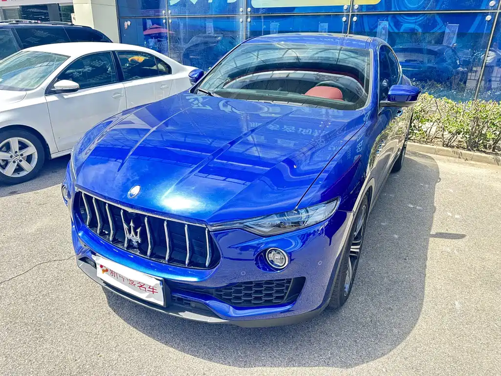 Maserati Levante 2021