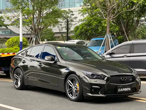 Infiniti Q50 2014