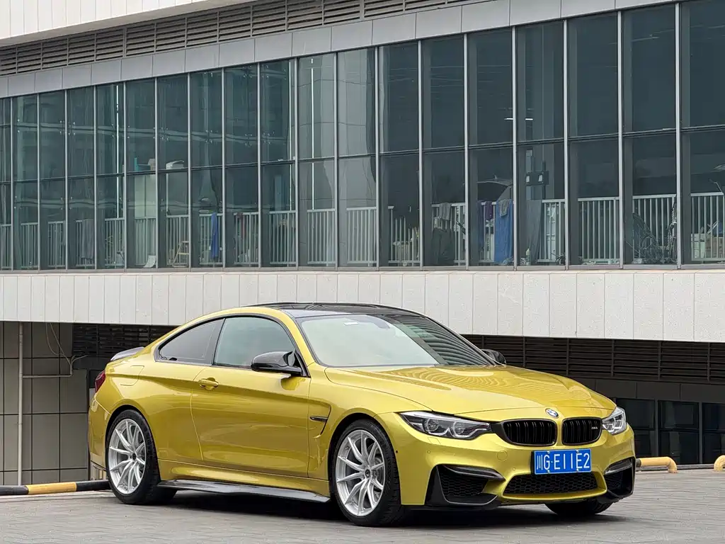 BMW M4 2017 — фото 3