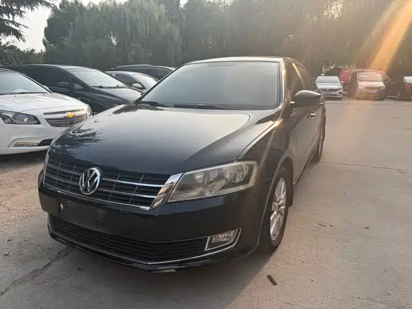 Volkswagen Lavida 2013