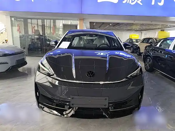 Volkswagen Distinctive 06 2025