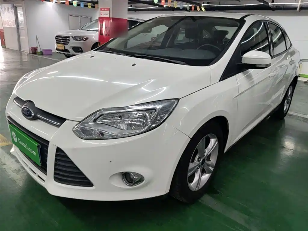 Ford Focus 2015 — фото 2