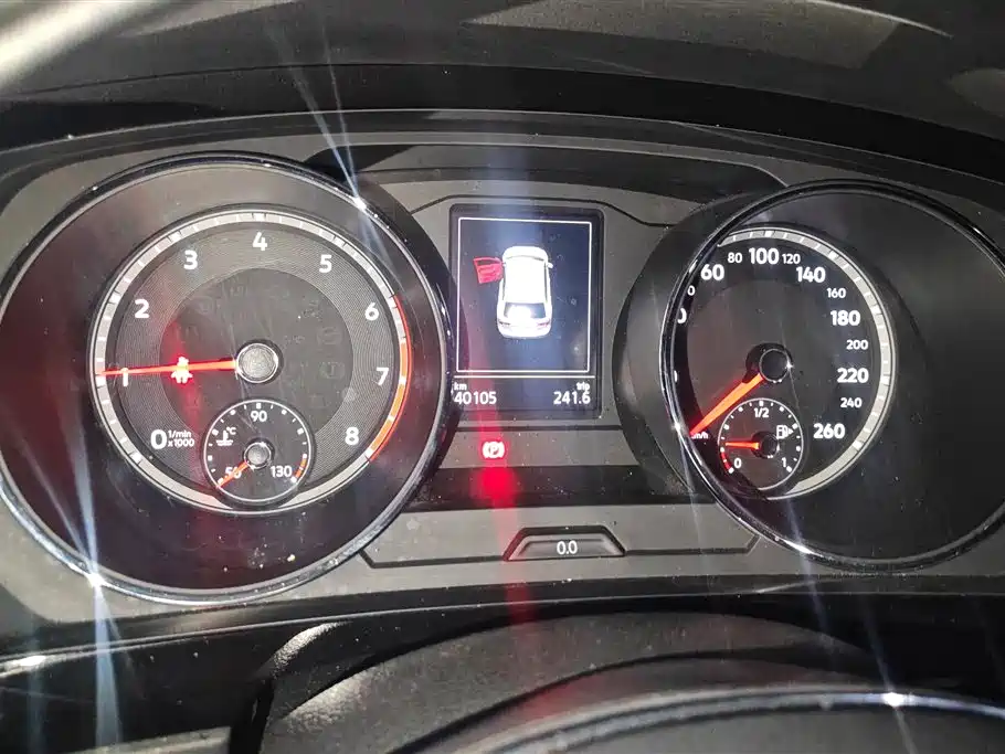 Volkswagen Tiguan L 2018 — фото 13