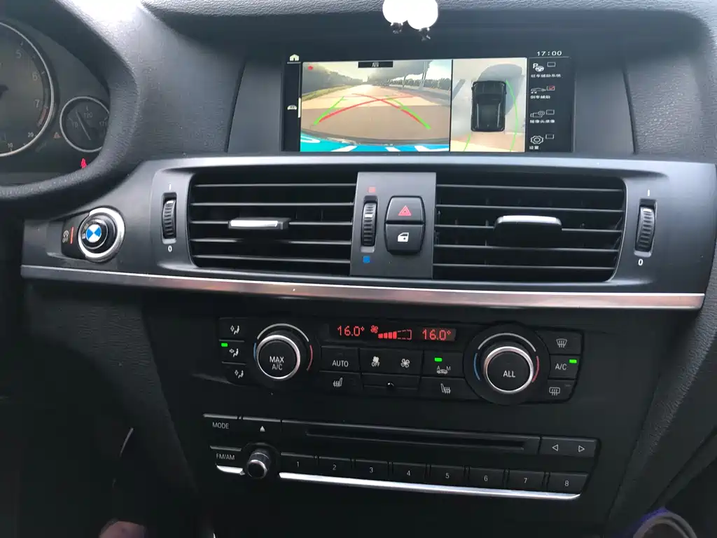 BMW X3 2014 — фото 15