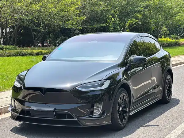 Tesla Model X 2016