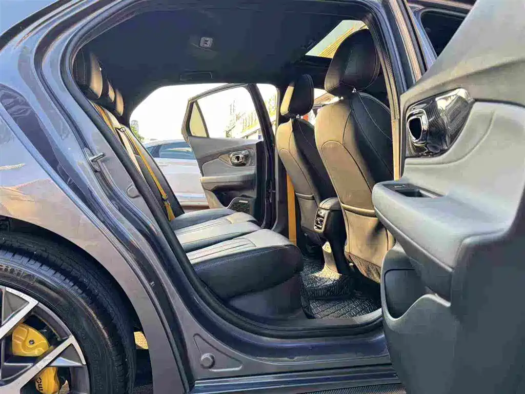 GAC Trumpchi Empow 2022 — фото 15