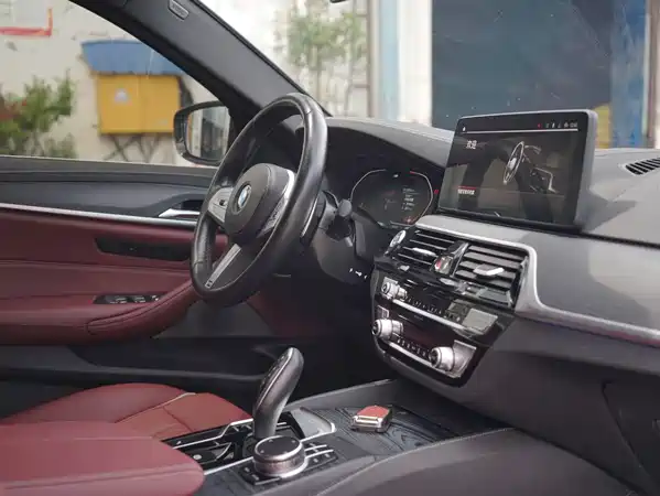 BMW 5 Series 2023