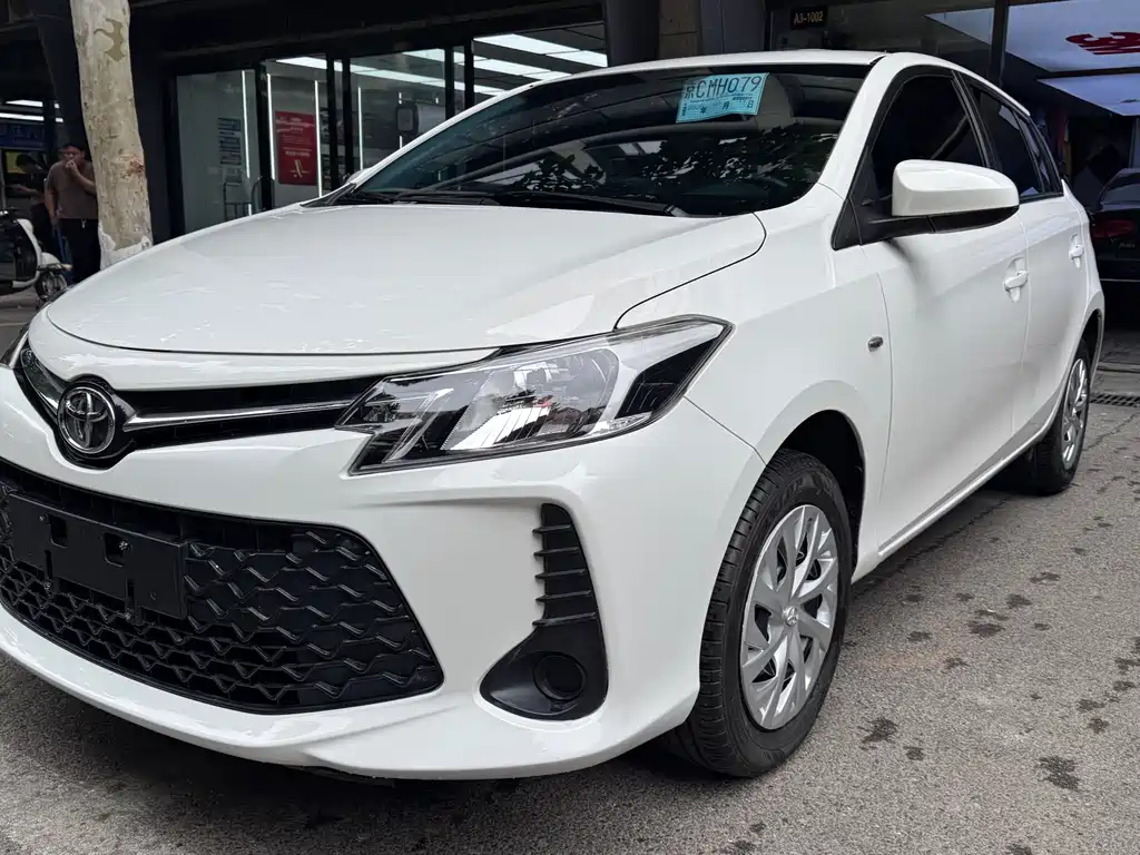 Toyota Vios FS 2022 — фото 1