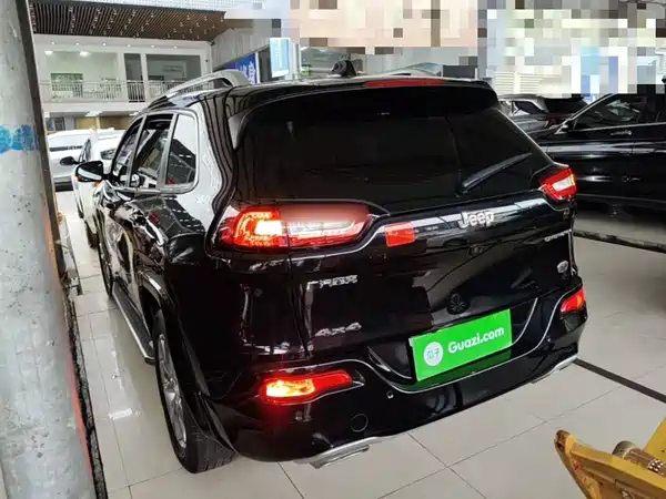 Jeep Cherokee 2017