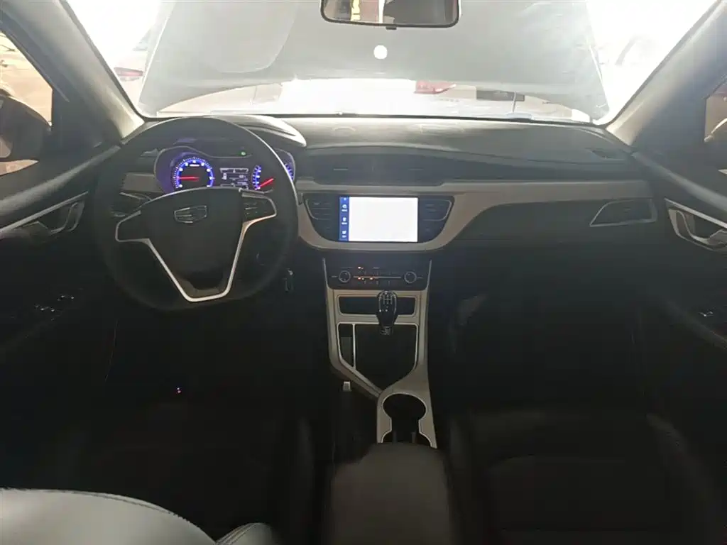 Geely Vision 2018 — фото 10