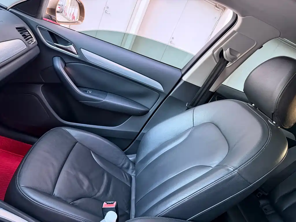 Audi Q3 2014