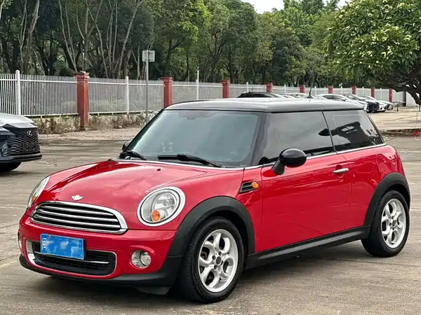 MINI 2014
