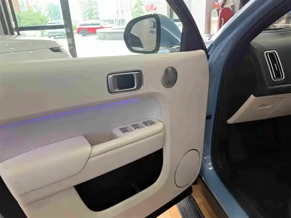 Li Auto L8 2024