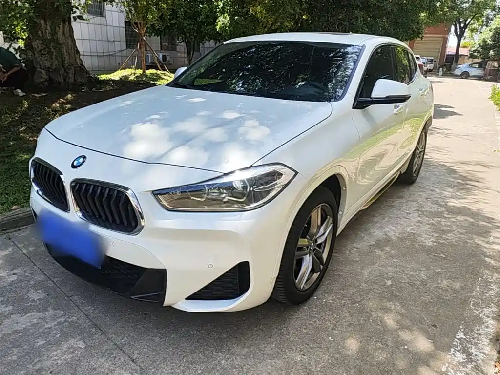 BMW X2 2022 — фото 2