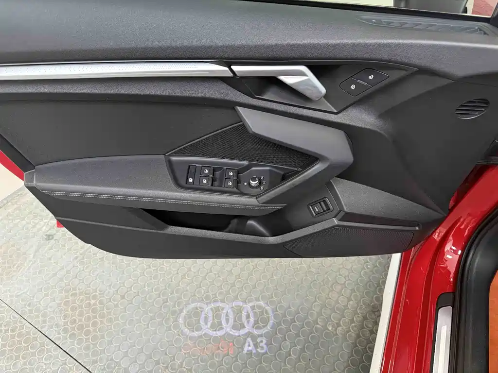Audi A3 2022 — фото 9