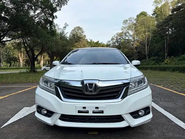 Honda Crider 2015
