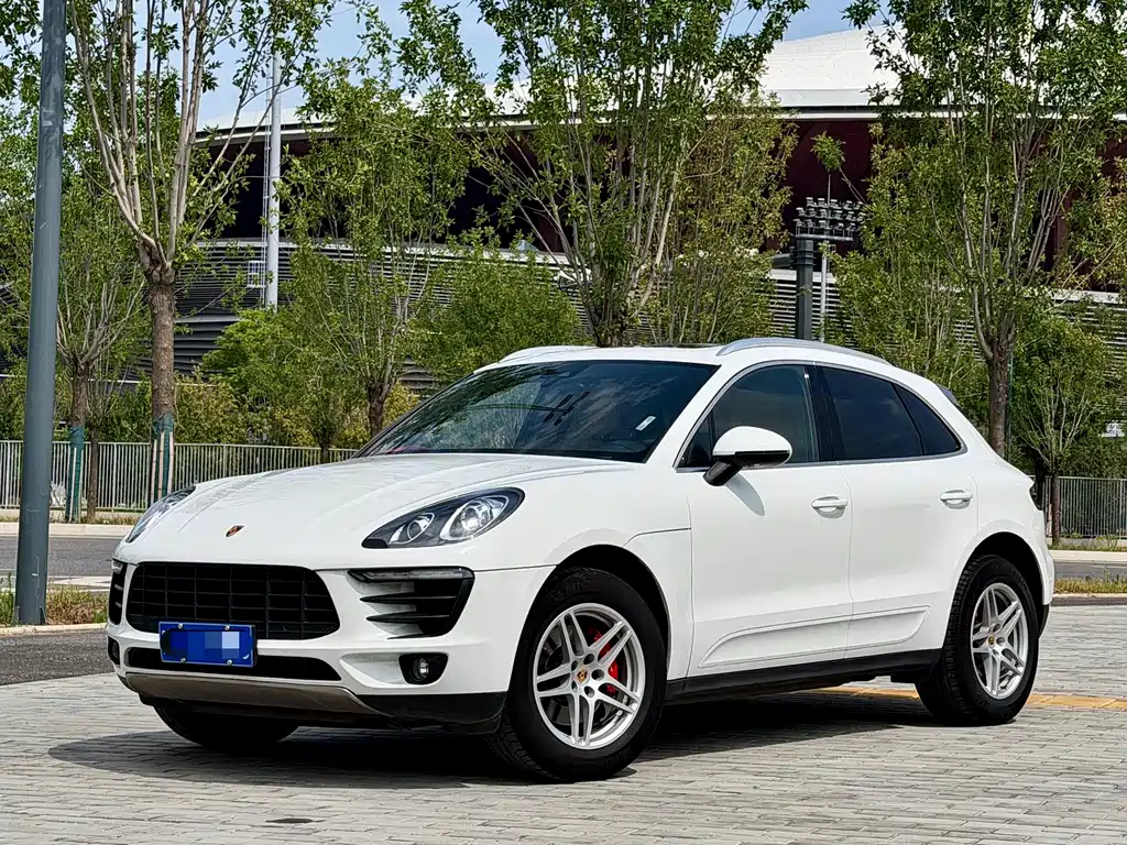 Porsche Macan 2016 — фото 1