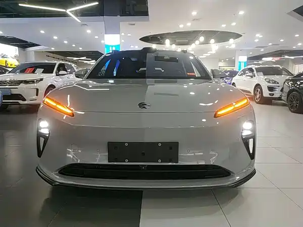 NIO ET5T 2024