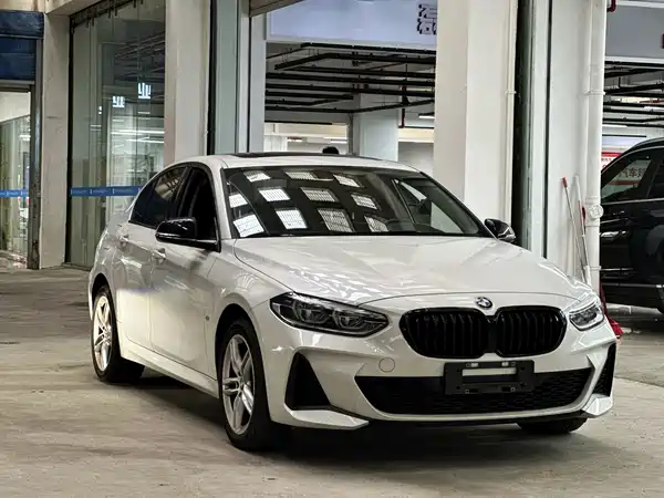 BMW 1 Series 2021