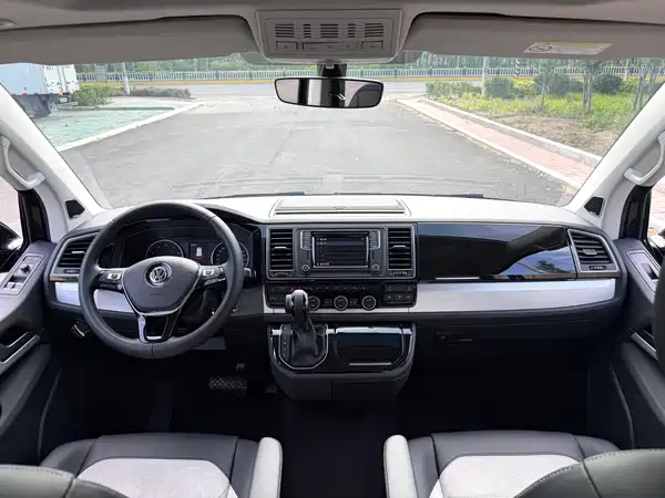Volkswagen Metroway 2017