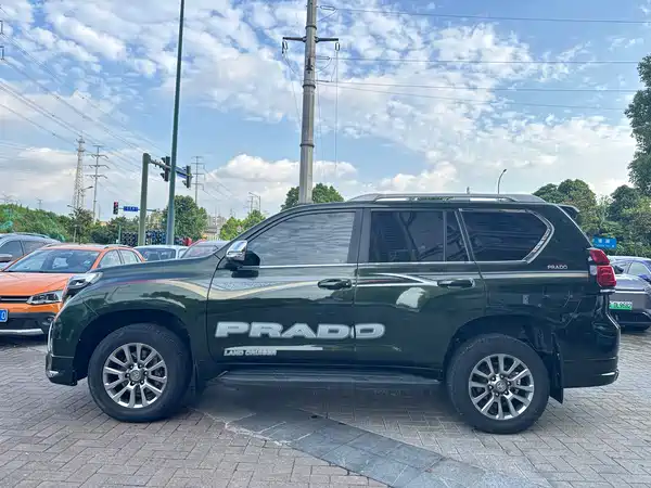 Toyota Prado 2016