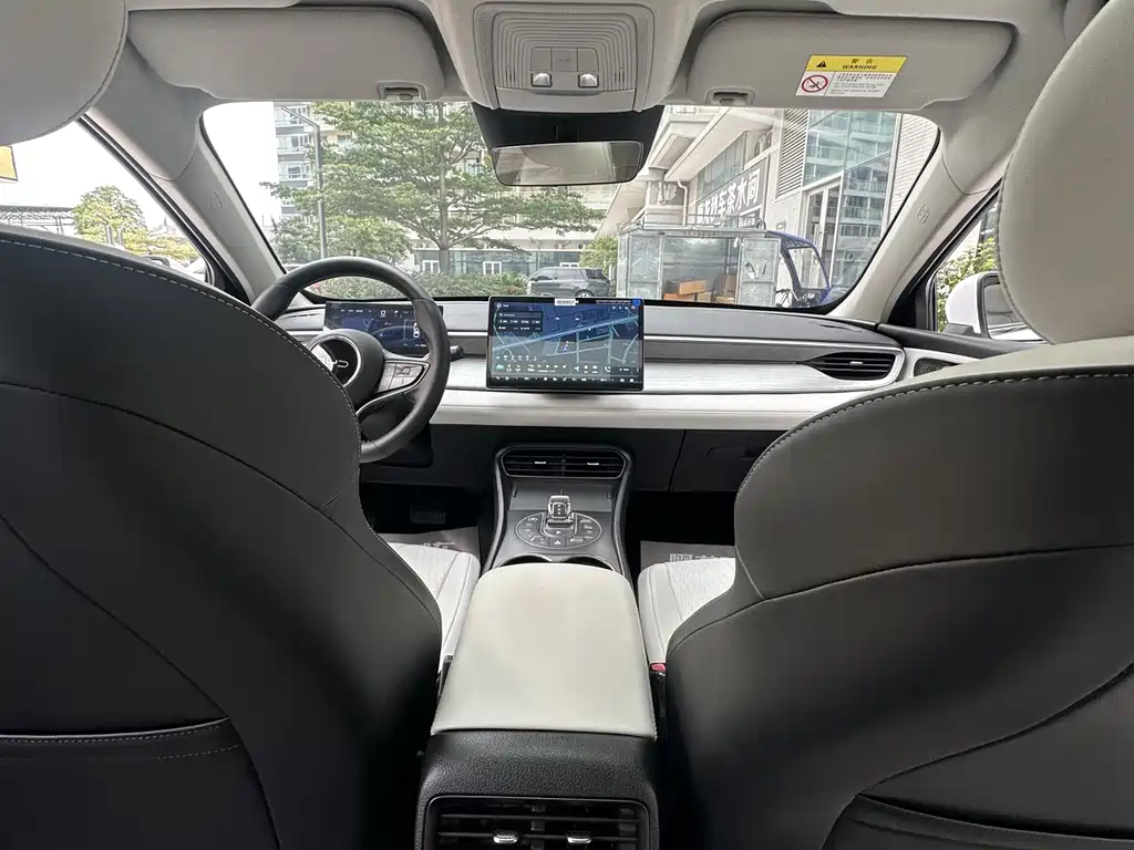 BYD Seal 05 DM-i 2025 — фото 25