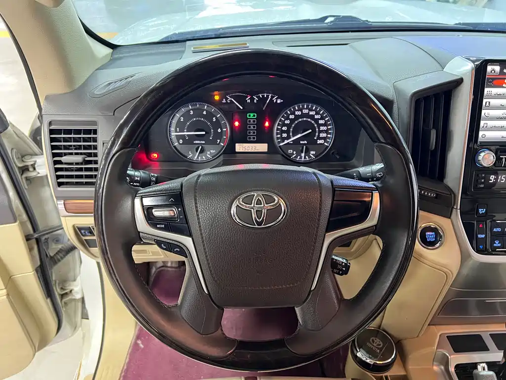 Toyota Land Cruiser 2018 — фото 7