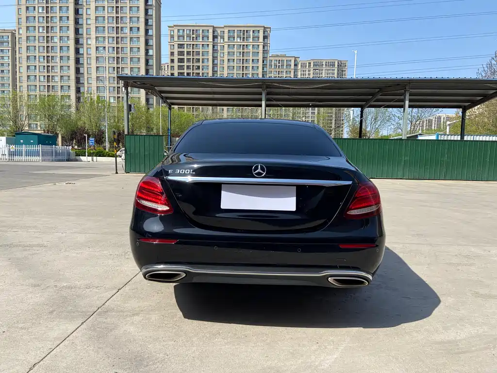 Mercedes-Benz E-Class 2019 — фото 4
