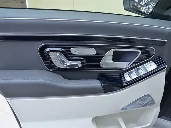 Mercedes-Benz Vito 2023