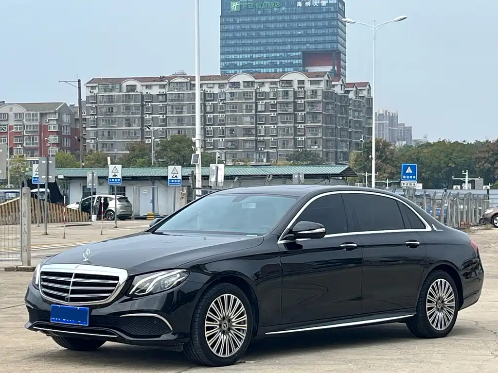 Mercedes-Benz E-Class 2018 — фото 1