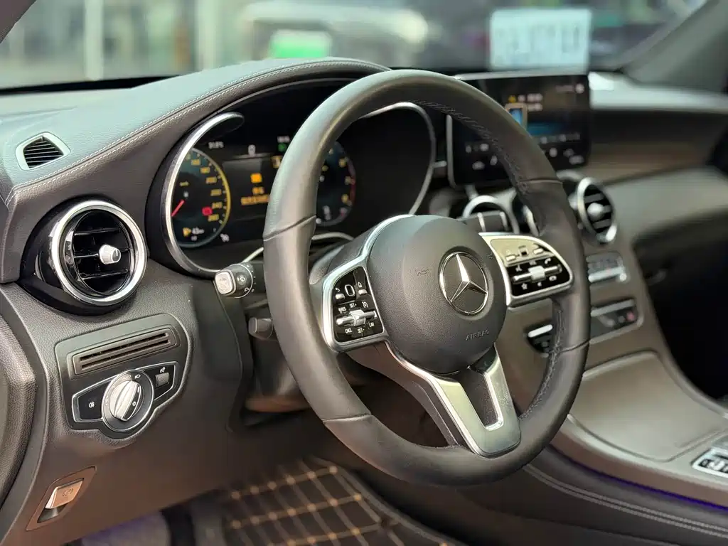 Mercedes-Benz GLC Coupe 2021 — фото 10