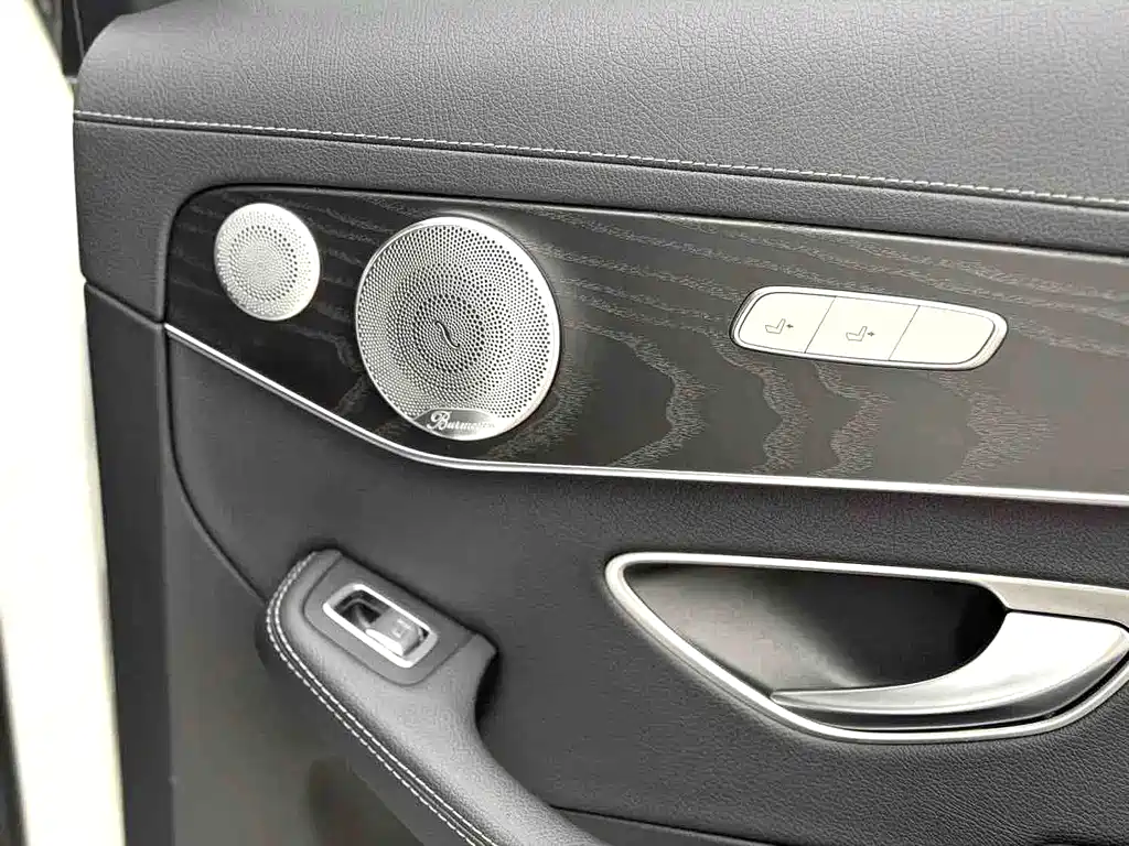 Mercedes-Benz C-Class 2021