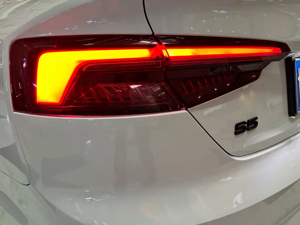Audi A5 2018 — фото 16
