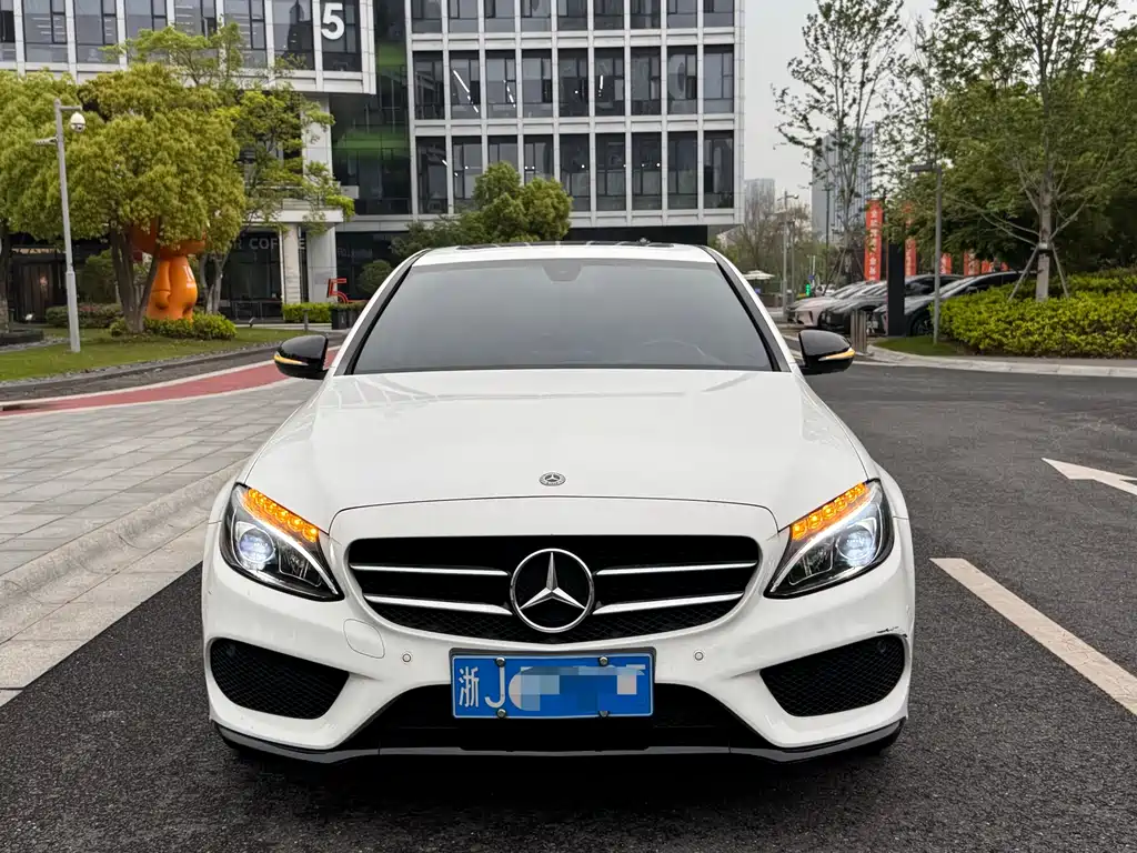 Mercedes-Benz C-Class 2017 — фото 2