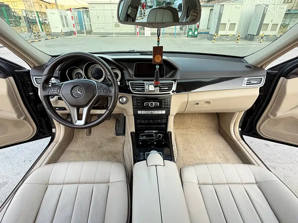 Mercedes-Benz E-Class 2015 — фото 6