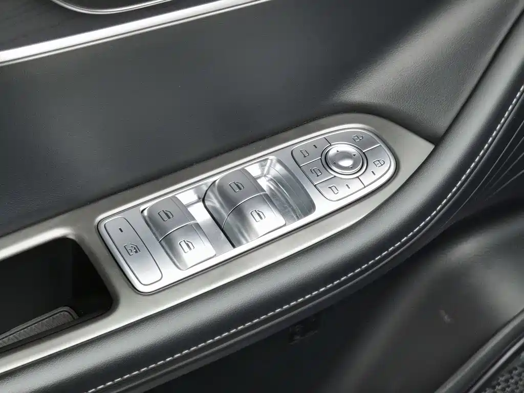 Chery Tiggo 8 PRO 2023 — фото 9