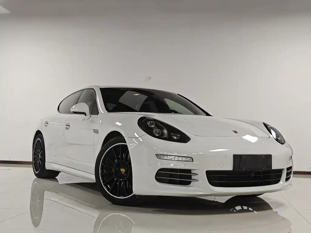 Porsche Panamera 2015 — фото 3