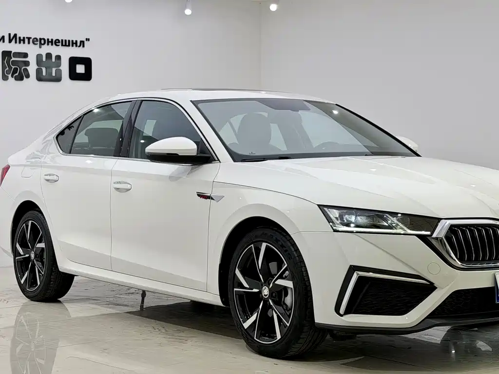 Skoda Octavia 2023