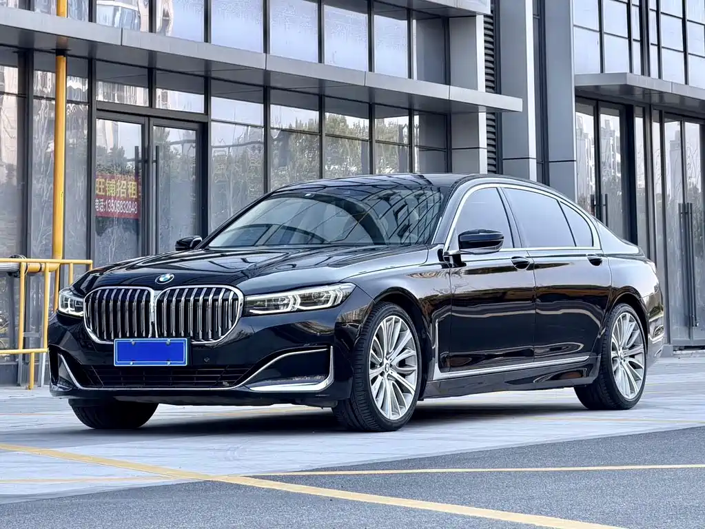 BMW 7 Series 2019 — фото 1