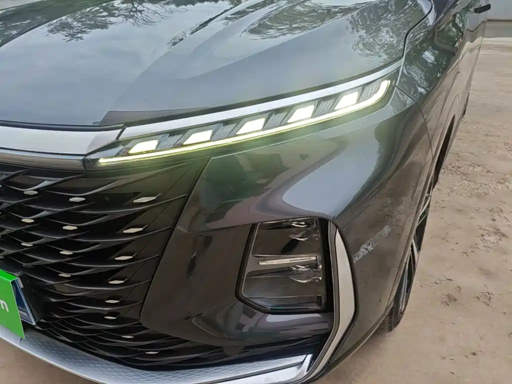 Roewe RX5 MAX 2022 — фото 18