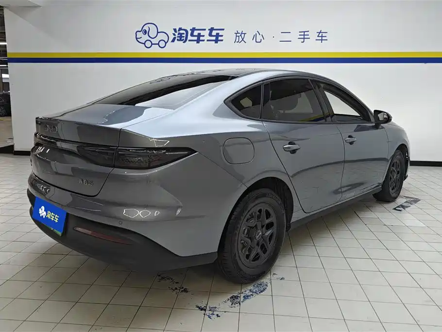 BYD Seal 05 DM-i 2025 — фото 3