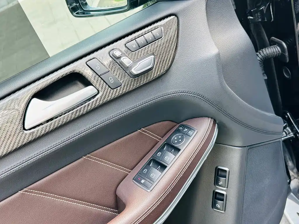 Mercedes-Benz GLS AMG 2016 — фото 7