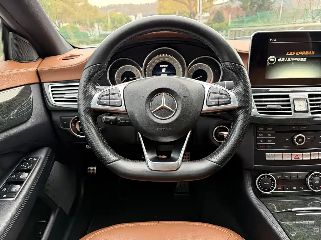 Mercedes-Benz CLS 2016 — фото 6