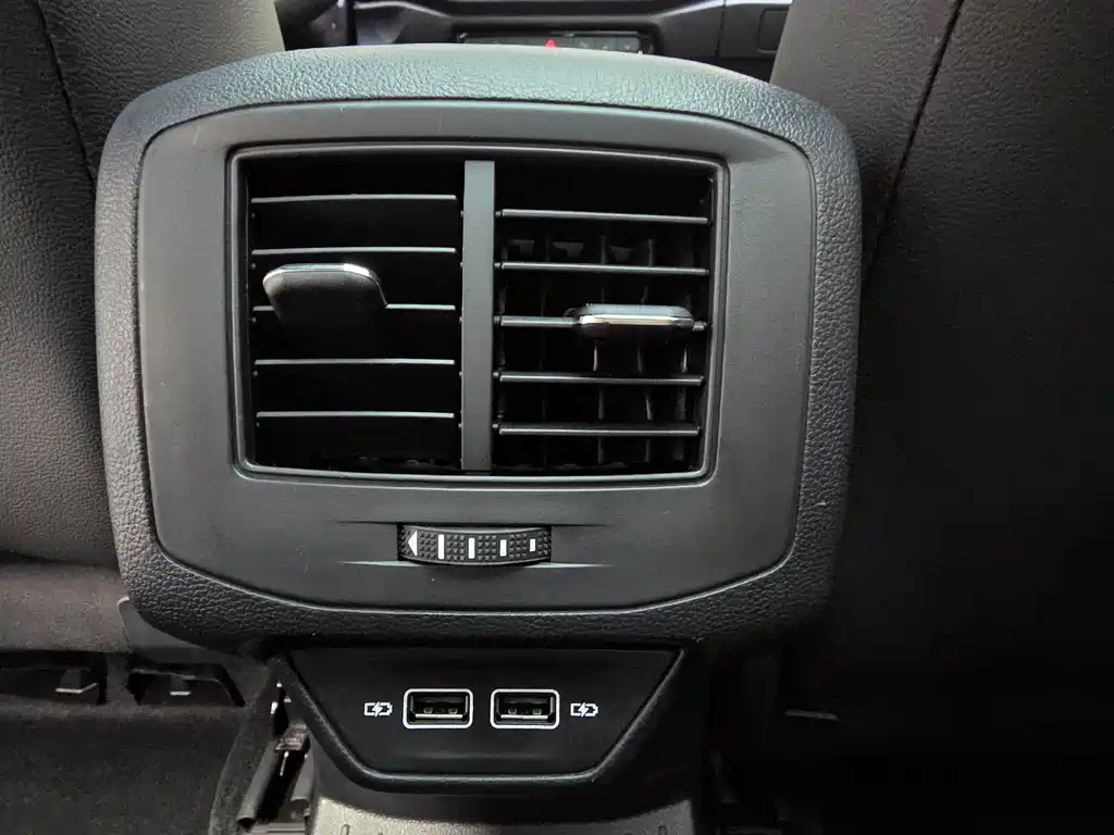 Volkswagen T-Roc 2021 — фото 19