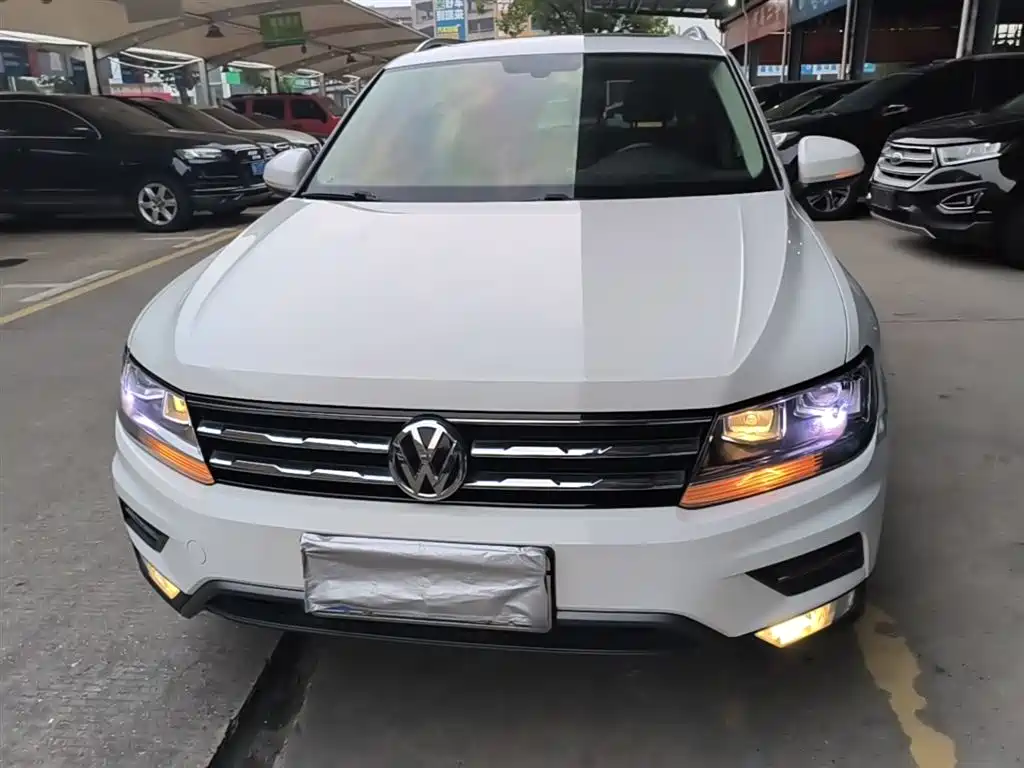 Volkswagen Tiguan L 2020 — фото 3