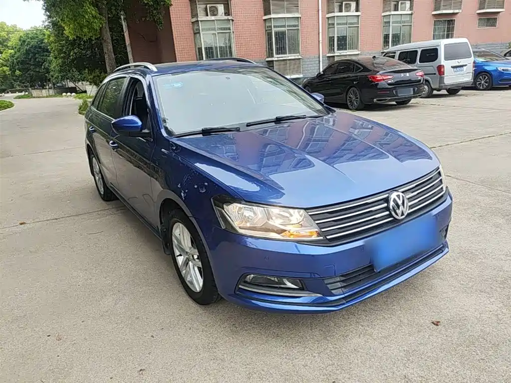 Volkswagen Gran Lavida 2015 — фото 4
