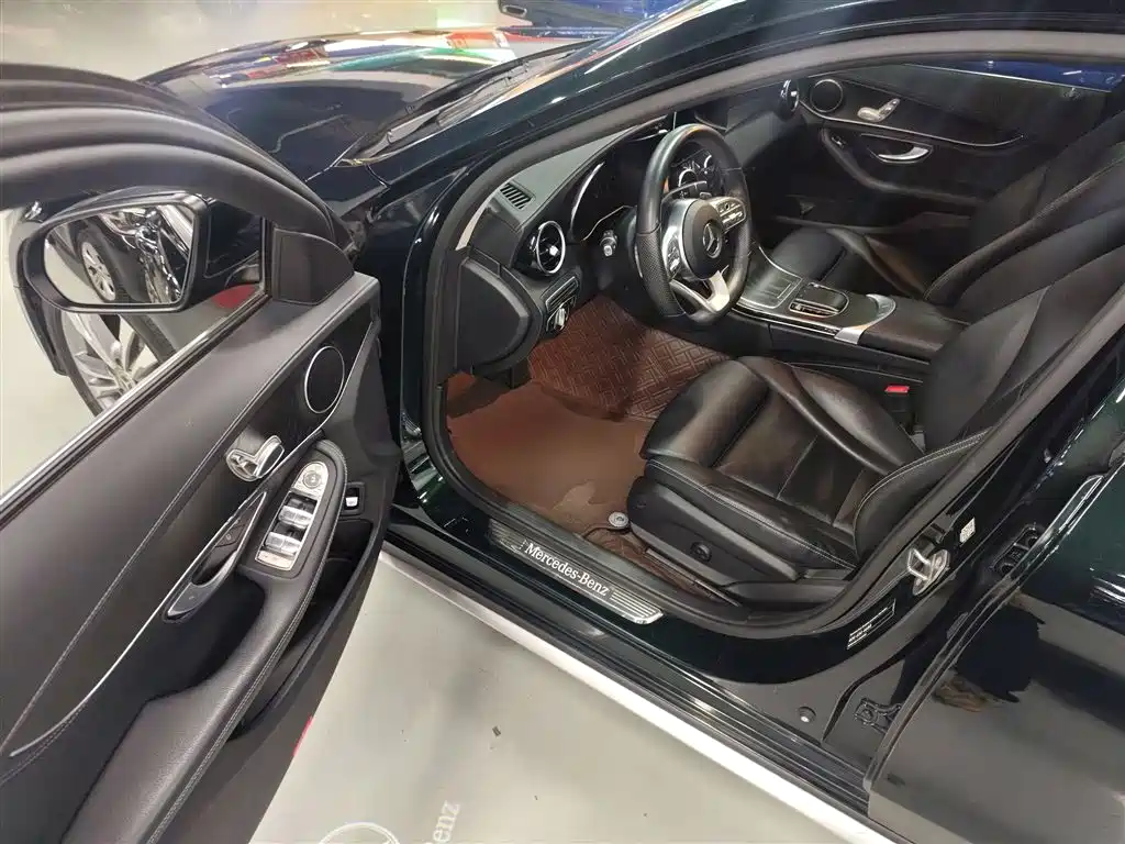 Mercedes-Benz C-Class 2020 — фото 12