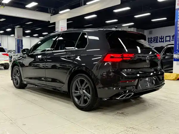 Volkswagen Golf 2022