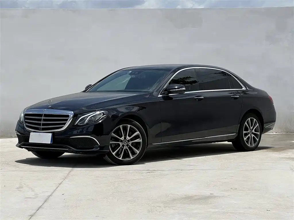 Mercedes-Benz E-Class 2017 — фото 1